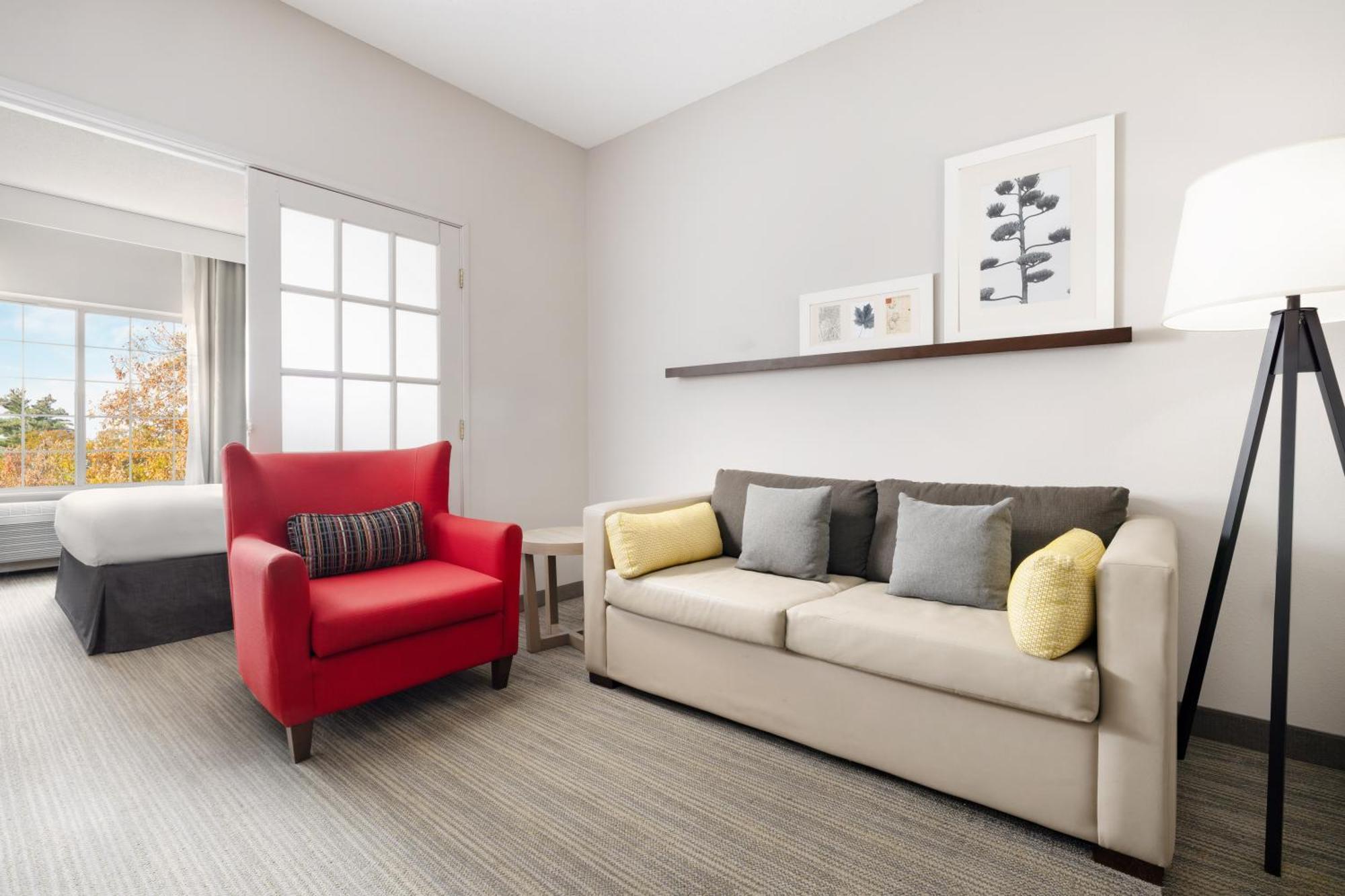 One-Bedroom Queen Suite - Disability Access/Non-Smoking,1672574147:JPEG
